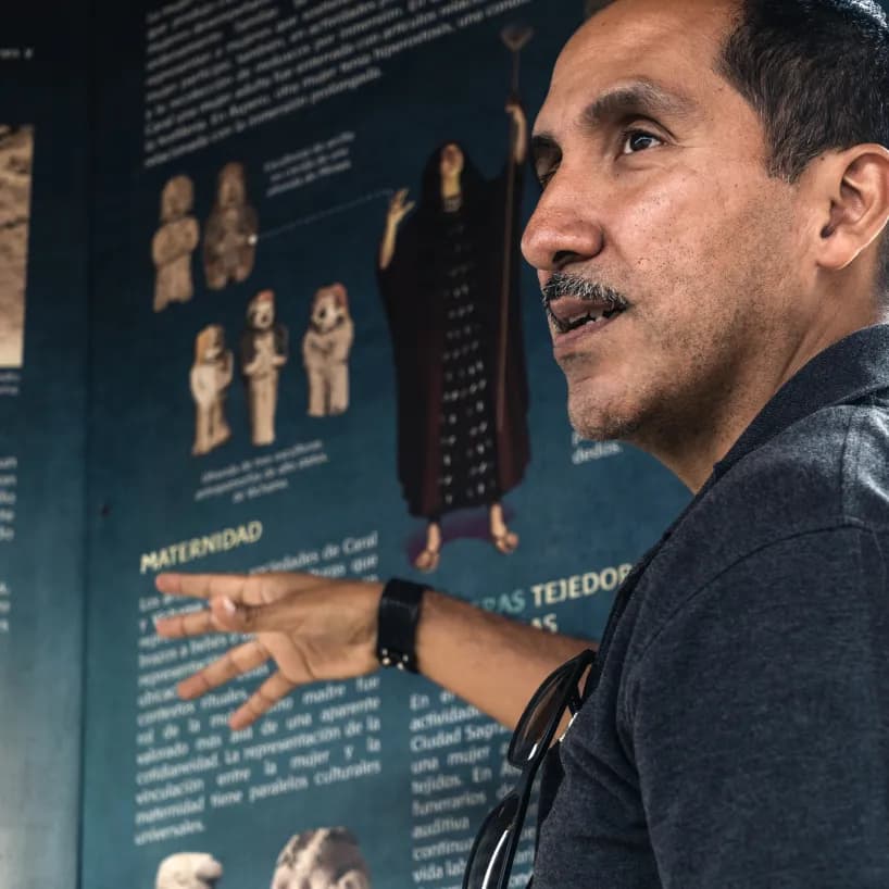 Expert guide explaining Caral history